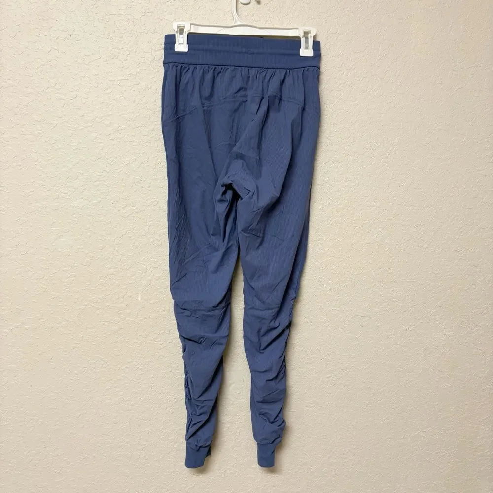 Lululemon Beyond the Studio Jogger Blue Ruched Sides Size 4 Pockets
